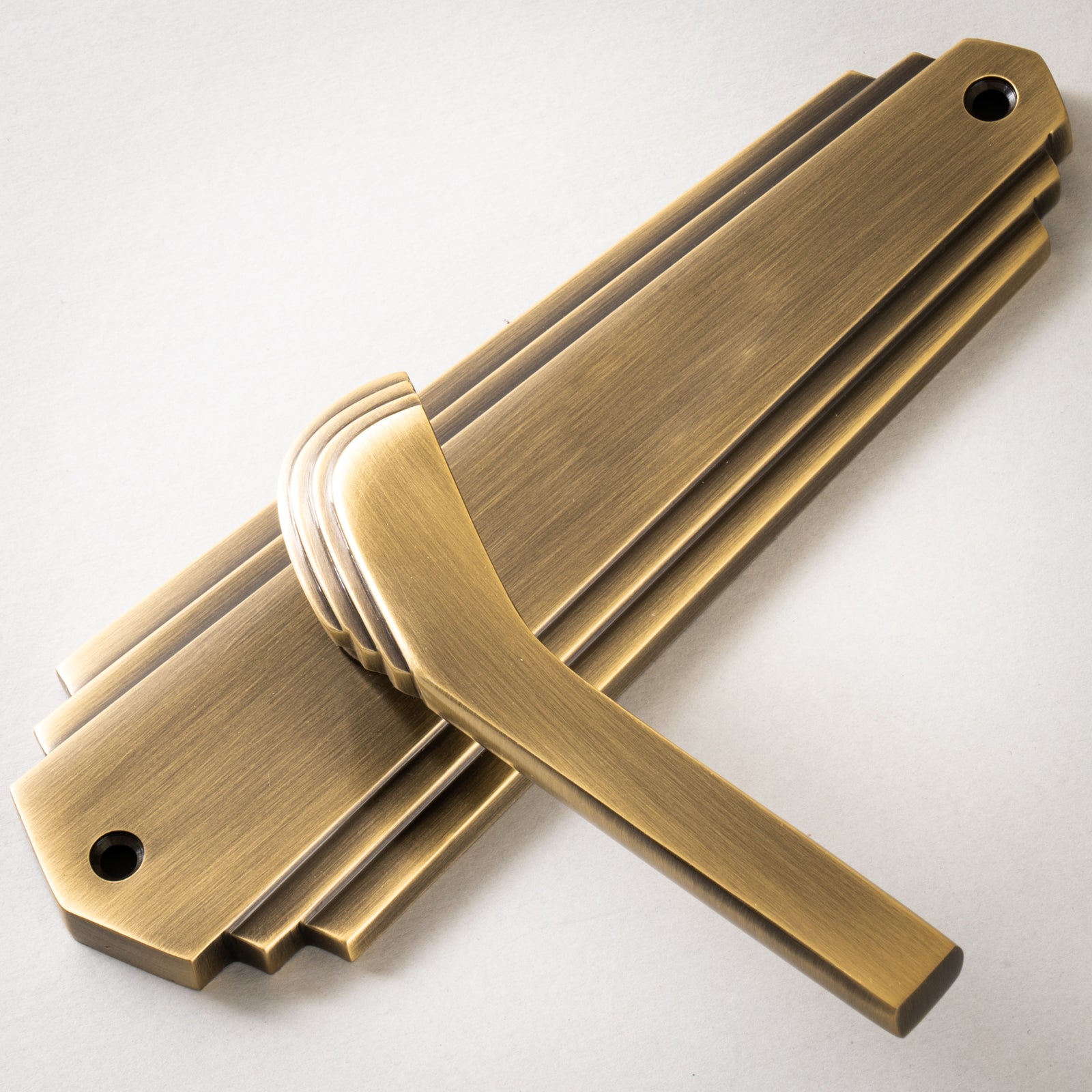 Waldorf Door Handles On Backplate Art Deco Door Handles 2161