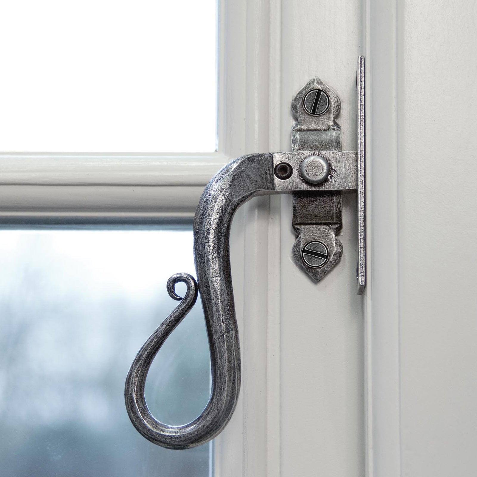 SHOW Hover Image of Locking Shepherd's Crook Fastener