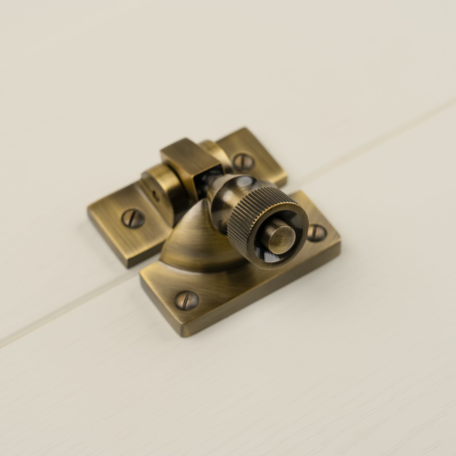 SHOW Hover Image of Polished Nickel Brighton Sash Fastener Lock