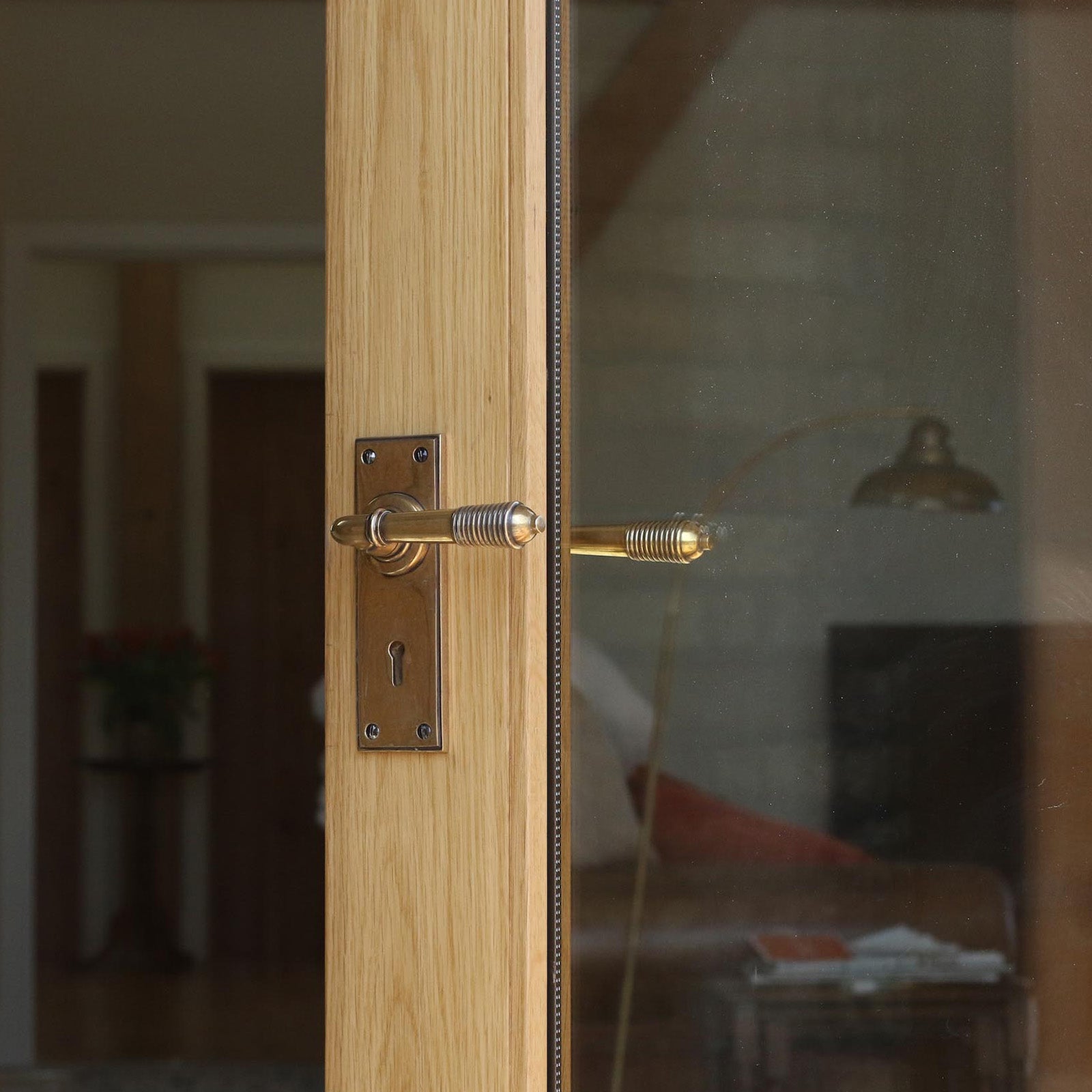 SHOW Hover Image of Reeded Lever Handles