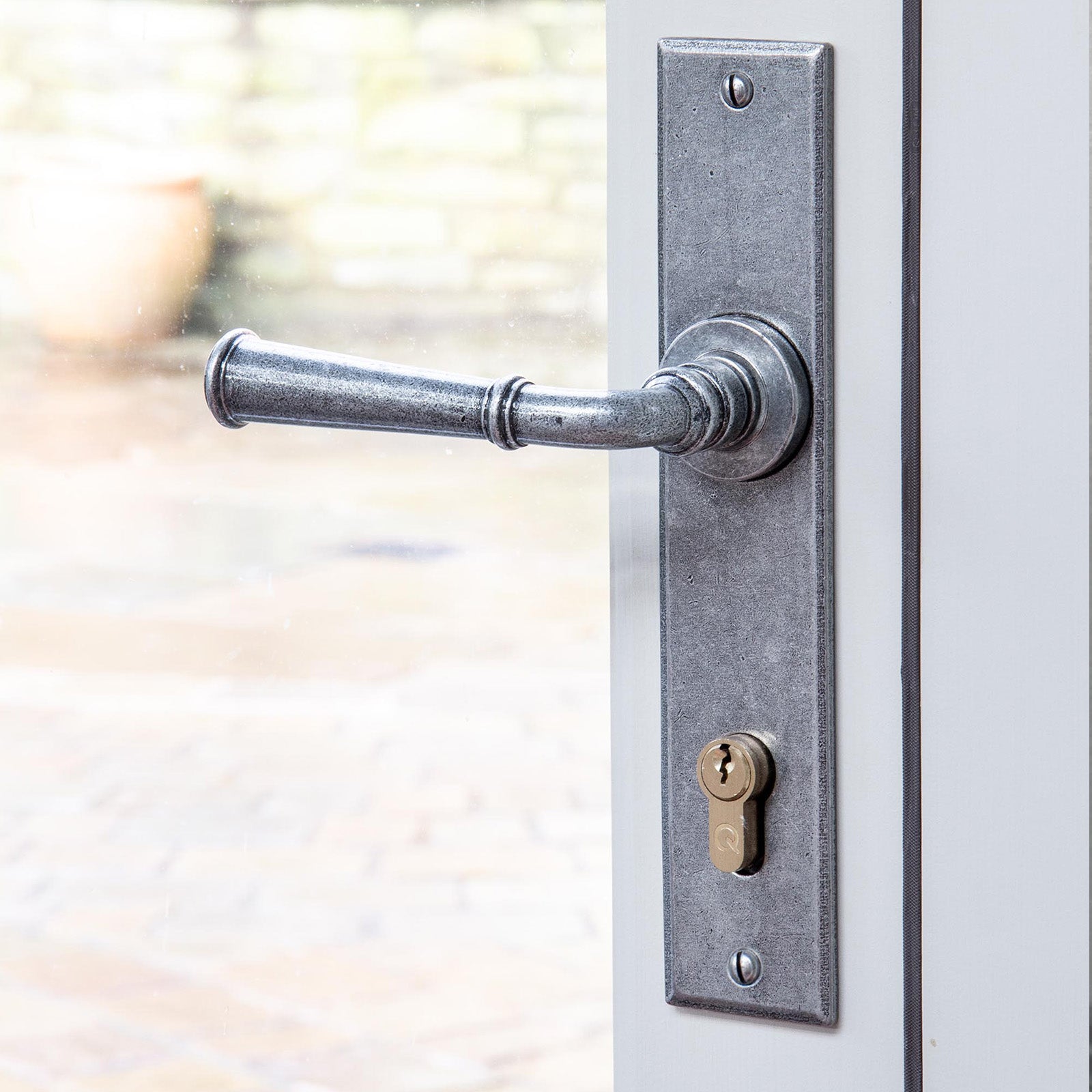 SHOW Hover Image of Regency Multipoint Door Handle