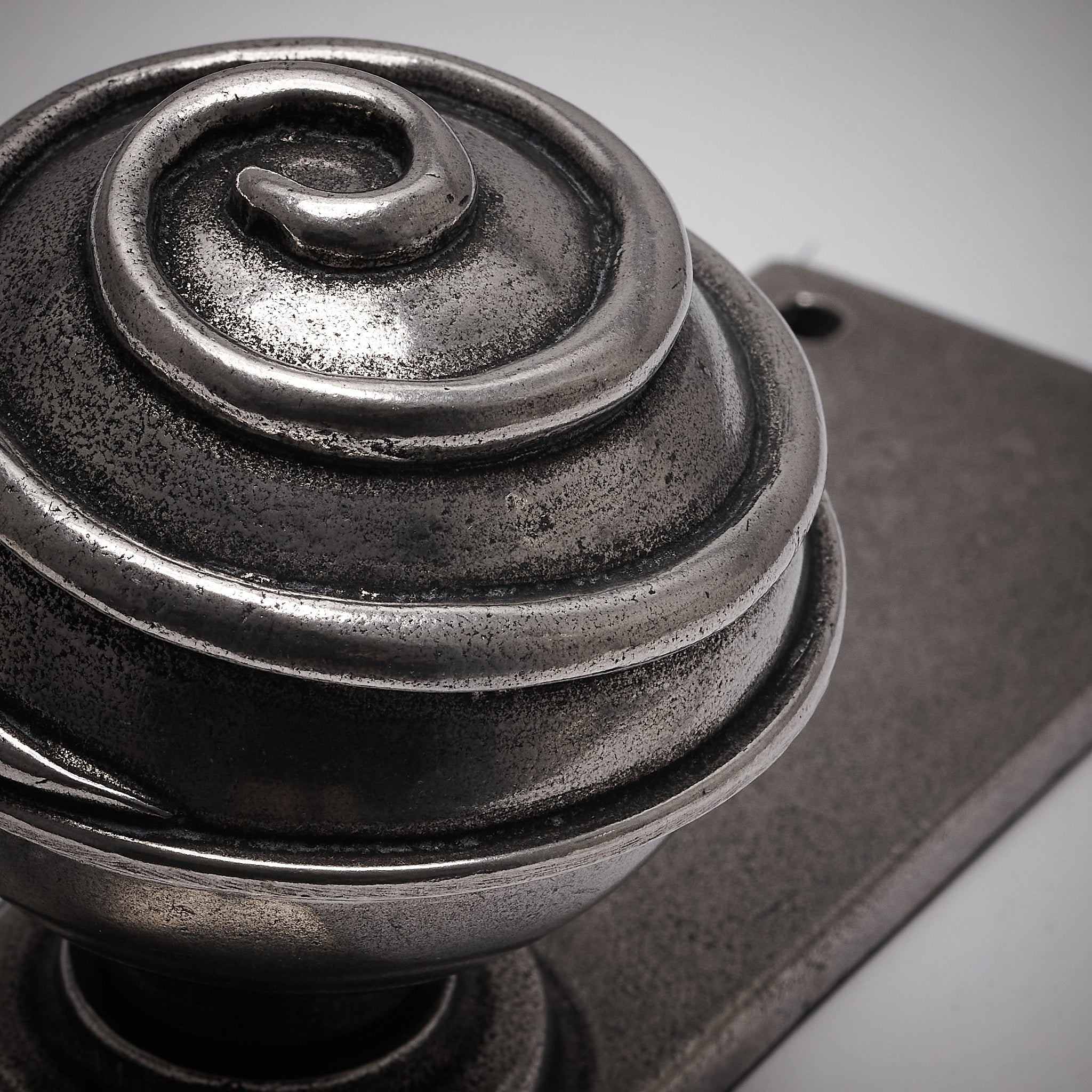 Swirl Pewter Door Knobs On Narrow Backplate SHOW